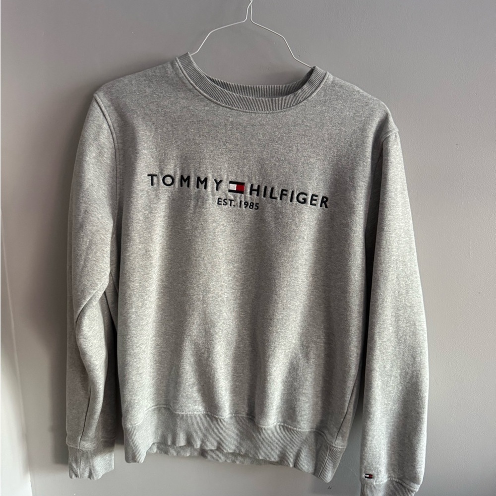Tommy Hilfiger Light Gray Crewneck Sweater